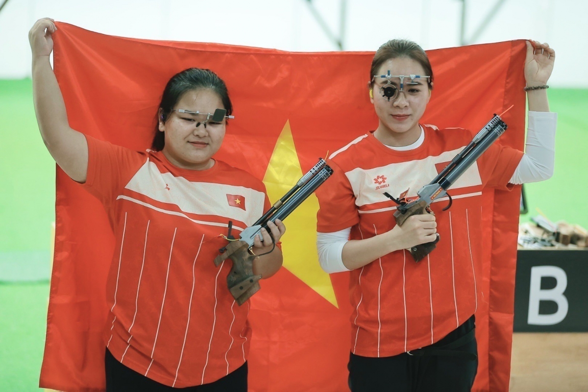 Thuy Trang claims first gold at Asian Rifle/Pistol Championship